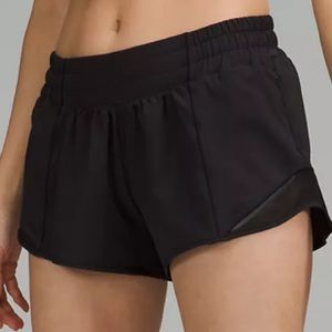 Lululemon Hotty Hot Low-Rise Lined Short